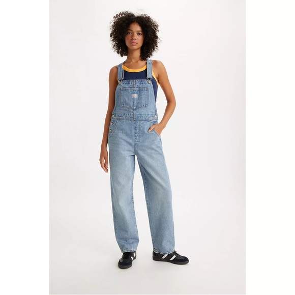 COPY - Levi's® Premium vintage women’s red tab overalls. Wide leg. Pockets.Size… - Picture 2 of 15